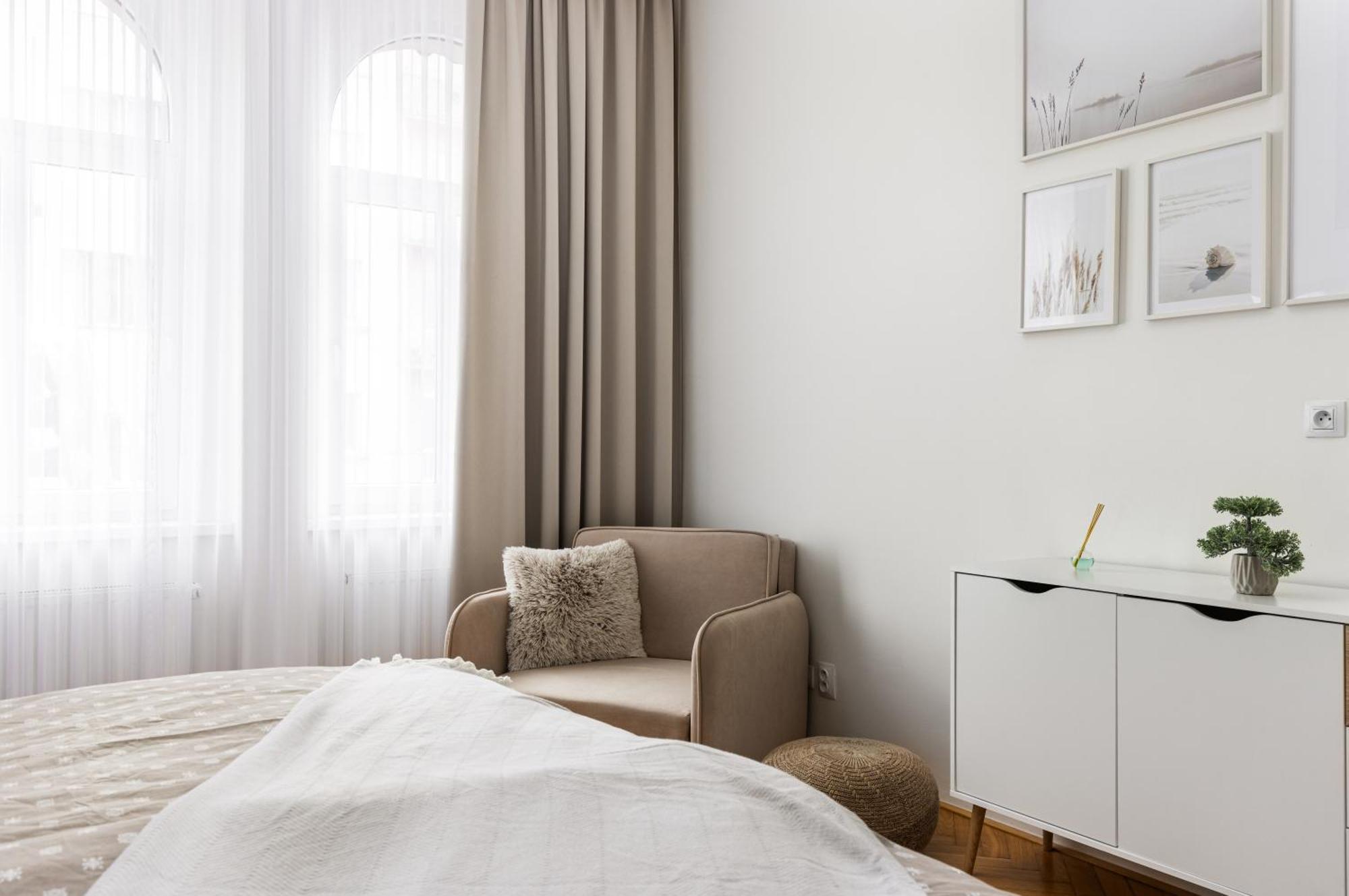 Stay2Gether City Buzz Apt - O2 Arena - Sleeps 6 Praga Exterior foto